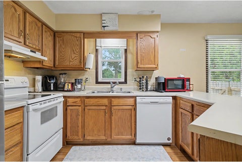 Tiny photo for 2213 Clearwater Avenue, Bloomington, IL 61704 (MLS # 12745107)