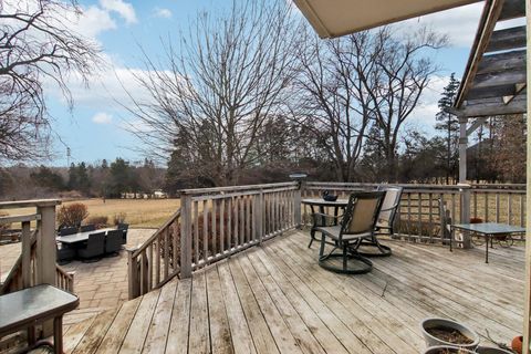 Tiny photo for 635 Signal Hill Road, North Barrington, IL 60010 (MLS # 12616220)