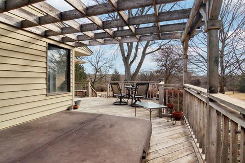 Tiny photo for 635 Signal Hill Road, North Barrington, IL 60010 (MLS # 12616220)