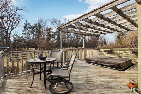 Tiny photo for 635 Signal Hill Road, North Barrington, IL 60010 (MLS # 12616220)