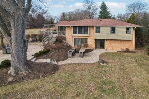 Tiny photo for 635 Signal Hill Road, North Barrington, IL 60010 (MLS # 12616220)