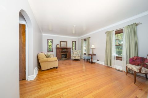 Tiny photo for 3842 Woodside Avenue, Brookfield, IL 60513 (MLS # 12485744)