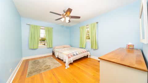 Tiny photo for 3842 Woodside Avenue, Brookfield, IL 60513 (MLS # 12485744)