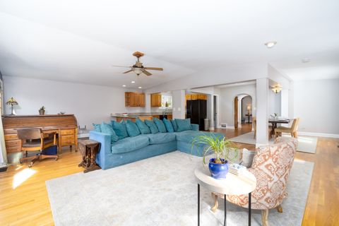 Tiny photo for 3842 Woodside Avenue, Brookfield, IL 60513 (MLS # 12485744)