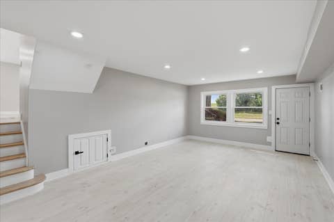Tiny photo for 10 Linden Avenue, Buffalo Grove, IL 60089 (MLS # 12714711)