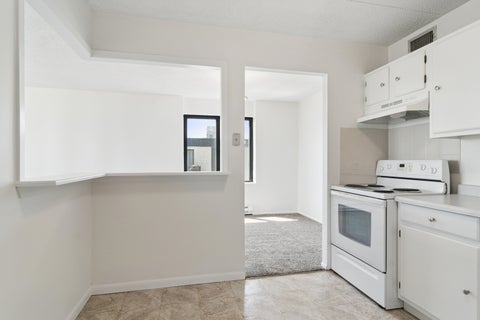Tiny photo for 9701 N Dee Road #6N, Niles, IL 60714 (MLS # 12637132)