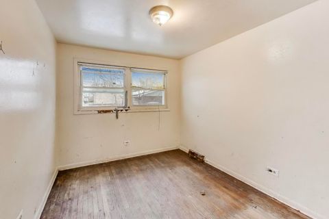 Tiny photo for 710 W 81st Place, Chicago, IL 60620 (MLS # 12532160)