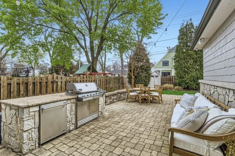 Tiny photo for 5345 Lawn Avenue, Western Springs, IL 60558 (MLS # 12587351)