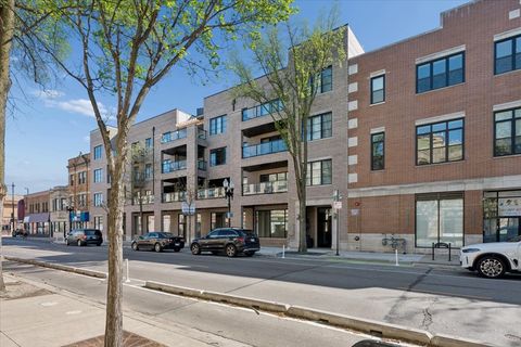 Photo of 4537 N Clark Street #3C, Chicago, IL 60640 (MLS # 12629739)