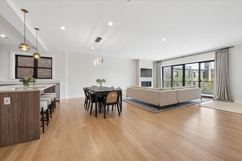 Tiny photo for 4537 N Clark Street #3C, Chicago, IL 60640 (MLS # 12629739)