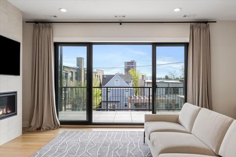 Tiny photo for 4537 N Clark Street #3C, Chicago, IL 60640 (MLS # 12629739)
