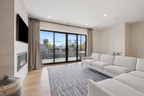 Tiny photo for 4537 N Clark Street #3C, Chicago, IL 60640 (MLS # 12629739)