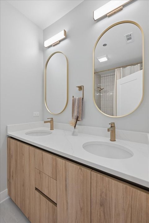 Tiny photo for 4537 N Clark Street #3C, Chicago, IL 60640 (MLS # 12629739)