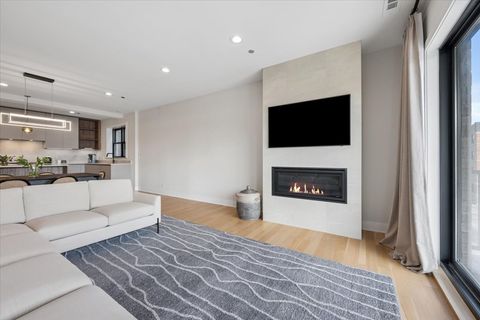 Tiny photo for 4537 N Clark Street #3C, Chicago, IL 60640 (MLS # 12629739)