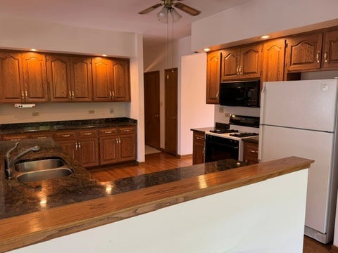 Tiny photo for 10822 Valerie Court #18, Orland Park, IL 60467 (MLS # 12715686)