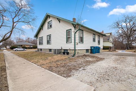 Tiny photo for 396 S Wildwood Avenue, Kankakee, IL 60901 (MLS # 12580888)