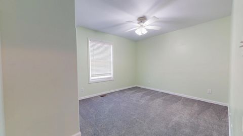 Tiny photo for 1913 E Newport Drive, Urbana, IL 61802 (MLS # 12498986)
