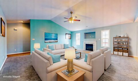 Tiny photo for 1913 E Newport Drive, Urbana, IL 61802 (MLS # 12498986)