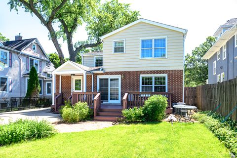 A home in Western Springs