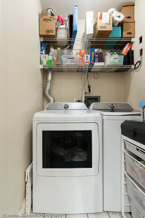 Tiny photo for 827 W Bradley Place #1E, Chicago, IL 60613 (MLS # 12552844)