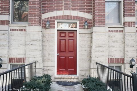 Tiny photo for 827 W Bradley Place #1E, Chicago, IL 60613 (MLS # 12552844)
