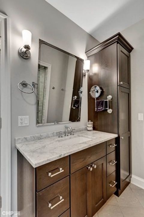 Tiny photo for 3851 N Hermitage Avenue, Chicago, IL 60613 (MLS # 12416686)