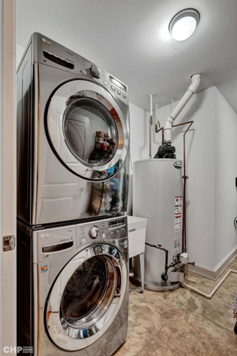 Tiny photo for 3851 N Hermitage Avenue, Chicago, IL 60613 (MLS # 12416686)