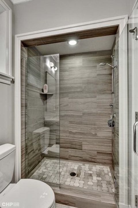 Tiny photo for 3851 N Hermitage Avenue, Chicago, IL 60613 (MLS # 12416686)
