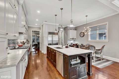 Tiny photo for 3851 N Hermitage Avenue, Chicago, IL 60613 (MLS # 12416686)