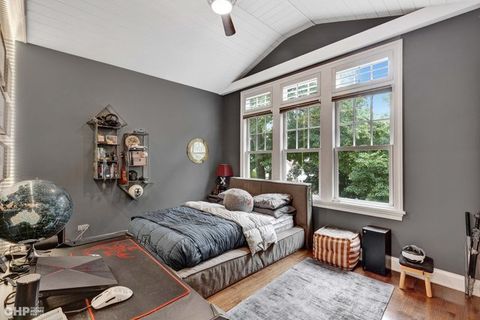 Tiny photo for 3851 N Hermitage Avenue, Chicago, IL 60613 (MLS # 12416686)