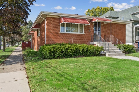 Photo of 818 S 2nd Avenue, Maywood, IL 60153 (MLS # 12779939)
