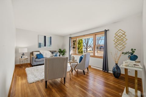 Tiny photo for 906 Carol Avenue, Elgin, IL 60123 (MLS # 12556853)