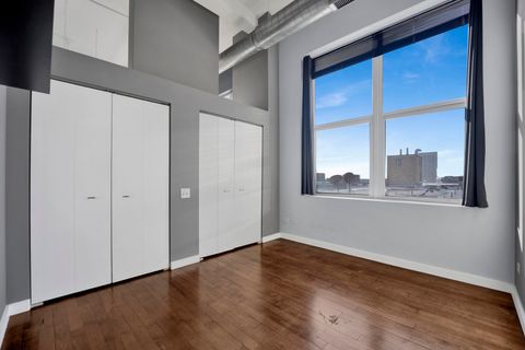 Tiny photo for 500 S CLINTON Street #817, Chicago, IL 60607 (MLS # 12529344)