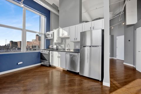 Tiny photo for 500 S CLINTON Street #817, Chicago, IL 60607 (MLS # 12529344)