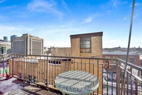 Tiny photo for 500 S CLINTON Street #817, Chicago, IL 60607 (MLS # 12529344)