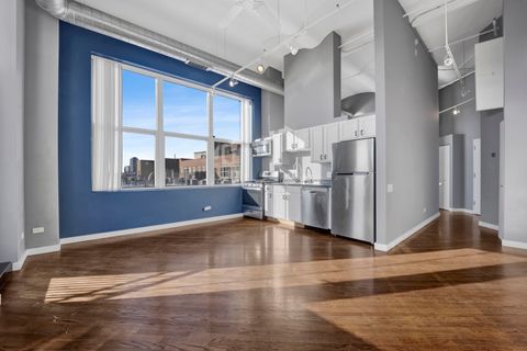 Tiny photo for 500 S CLINTON Street #817, Chicago, IL 60607 (MLS # 12529344)
