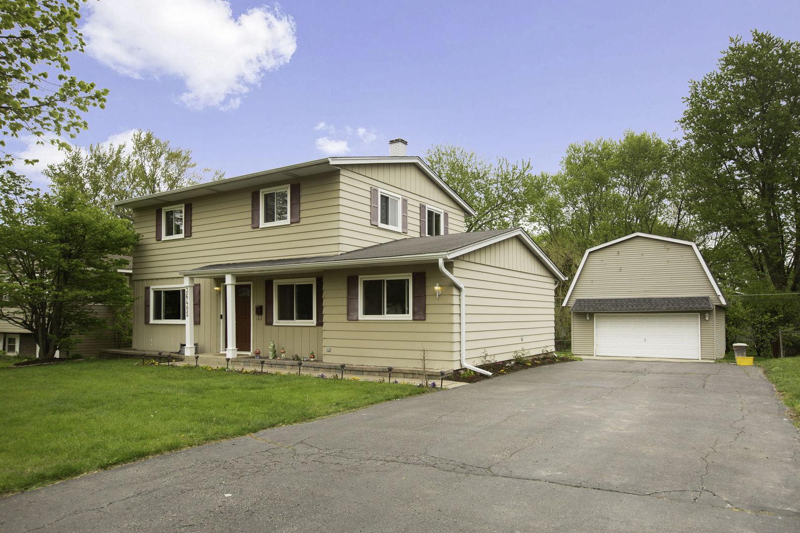 Properties 1 36485 N Traer Terrace