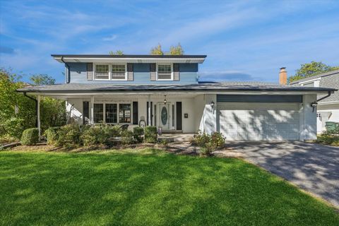 Photo of 9S080 Stratford Place, Darien, IL 60561 (MLS # 12485135) Photo of 9S080 Stratford Place, Darien, IL 60561 (MLS # 12485135)