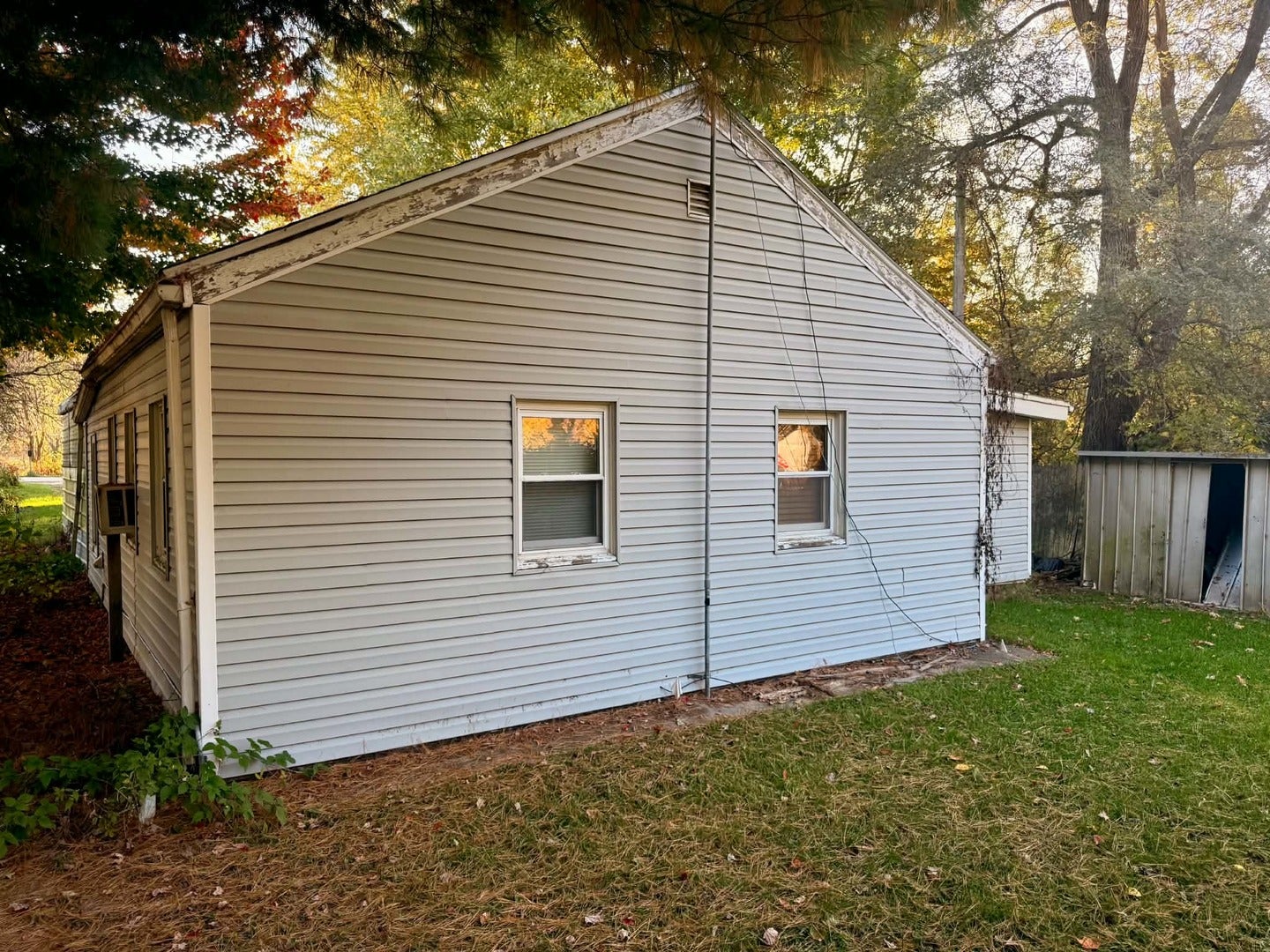 305 N Lincoln Avenue