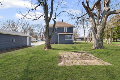 Tiny photo for 365 N Lincoln Street, Bement, IL 61813 (MLS # 12606474)