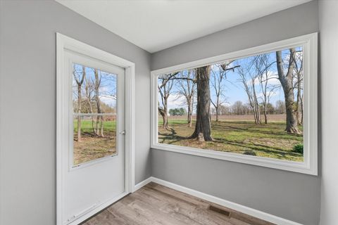 Tiny photo for 365 N Lincoln Street, Bement, IL 61813 (MLS # 12606474)