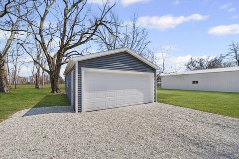 Tiny photo for 365 N Lincoln Street, Bement, IL 61813 (MLS # 12606474)