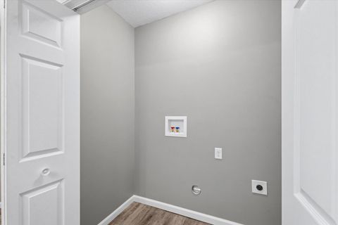 Tiny photo for 365 N Lincoln Street, Bement, IL 61813 (MLS # 12606474)