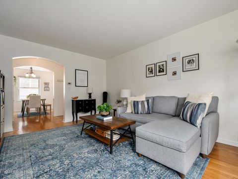 Tiny photo for 4935 N Wolcott Avenue #1A, Chicago, IL 60640 (MLS # 12612879)