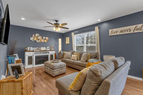 Tiny photo for 2009 ASHBROOK Court, Plainfield, IL 60586 (MLS # 12587300)