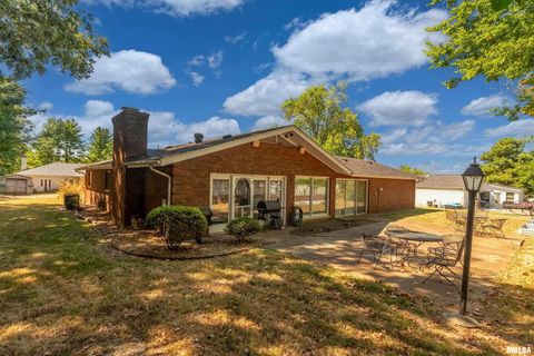 Tiny photo for 30 Red Bud Road, Harrisburg, IL 62946 (MLS # EB459684)