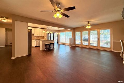 Tiny photo for 30 Red Bud Road, Harrisburg, IL 62946 (MLS # EB459684)