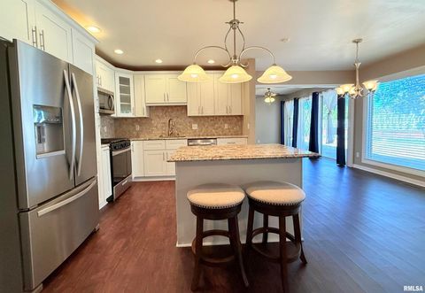 Tiny photo for 30 Red Bud Road, Harrisburg, IL 62946 (MLS # EB459684)