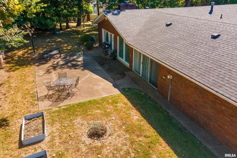 Tiny photo for 30 Red Bud Road, Harrisburg, IL 62946 (MLS # EB459684)