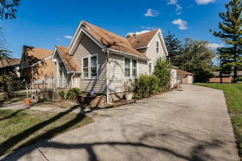 A home in Lyons